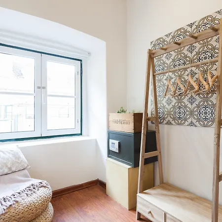 Liberty Duplex I By Lu Lisboa